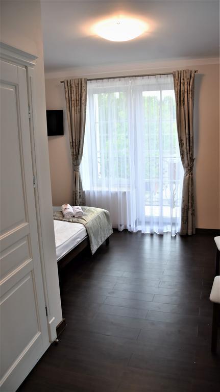 Willa Rozana - Apartamenty I Pokoje Goscinne Сандомир Экстерьер фото