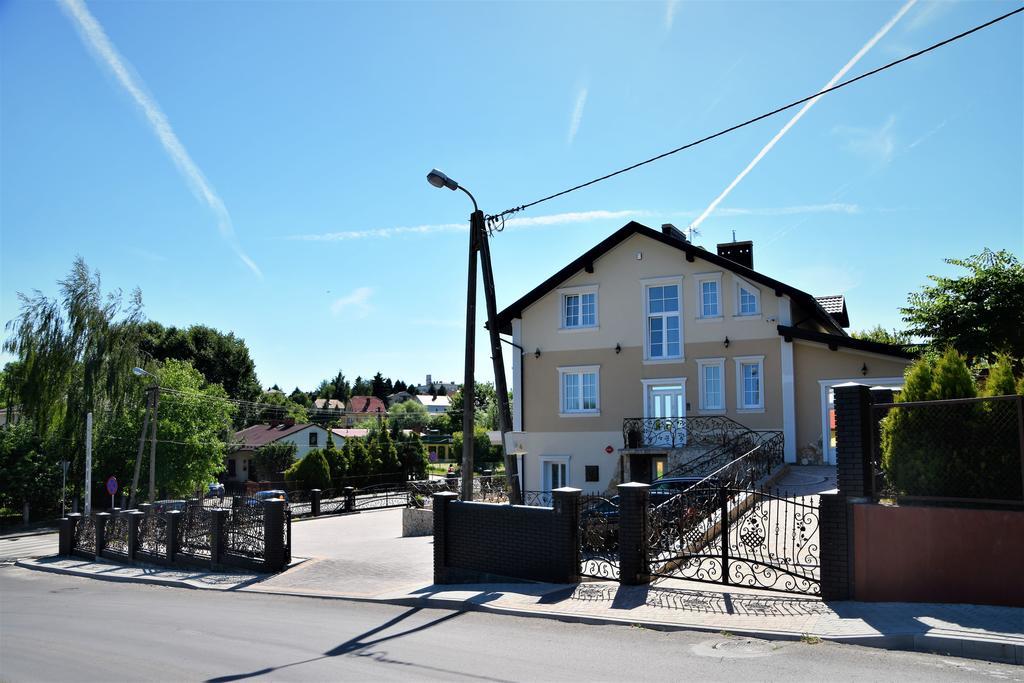 Willa Rozana - Apartamenty I Pokoje Goscinne Сандомир Экстерьер фото